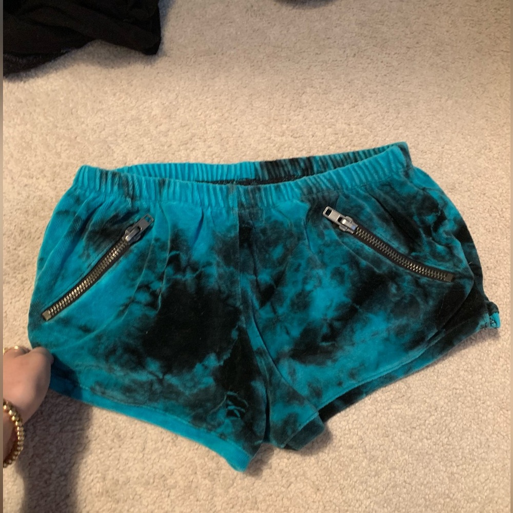 Chaser Shorts Tie Die with zippers